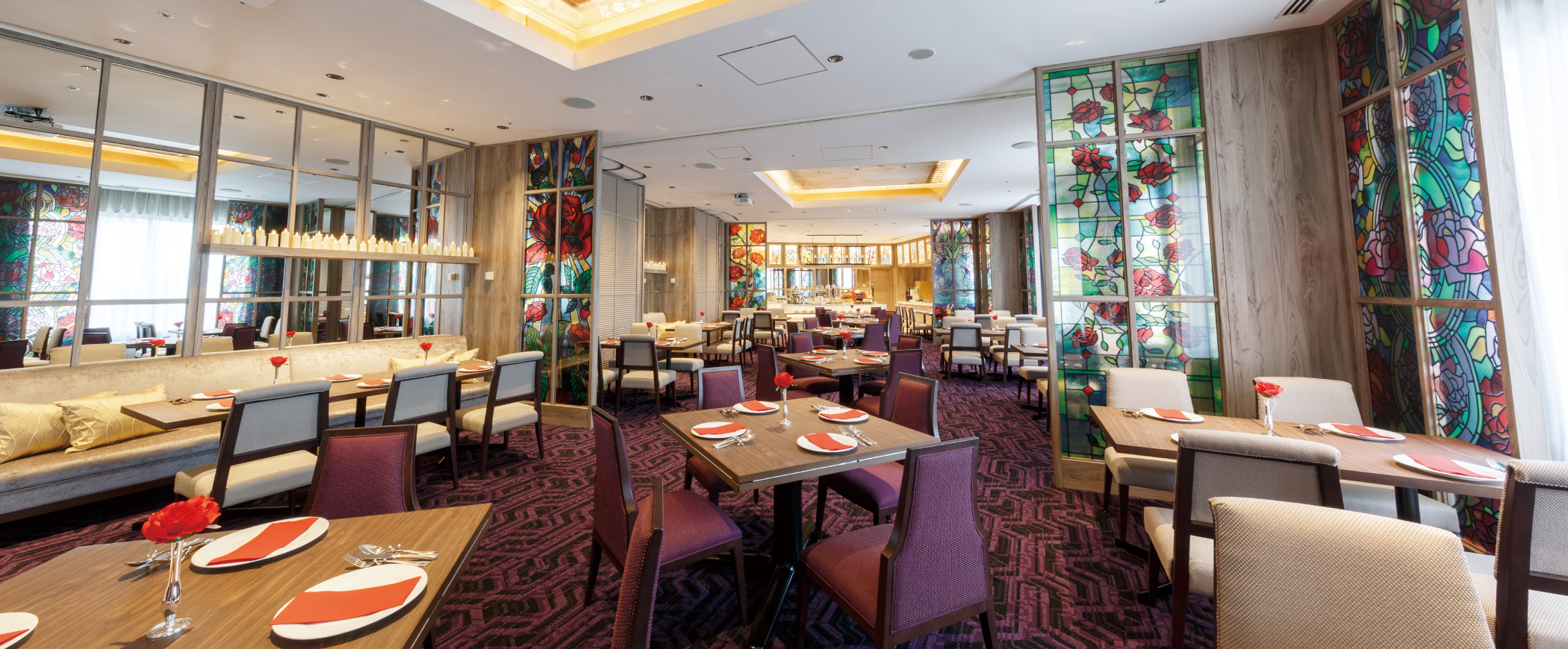 宴会場＜ラベンダー＞