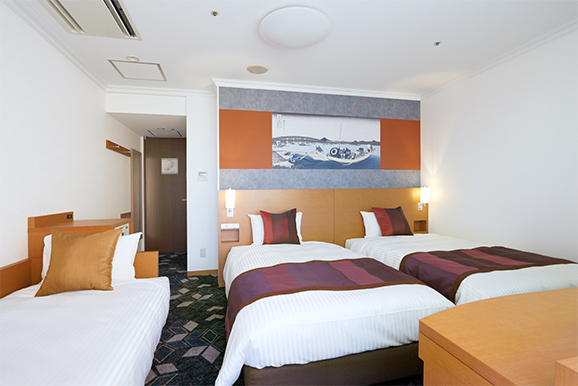 ツイン+ソファーベッドルーム